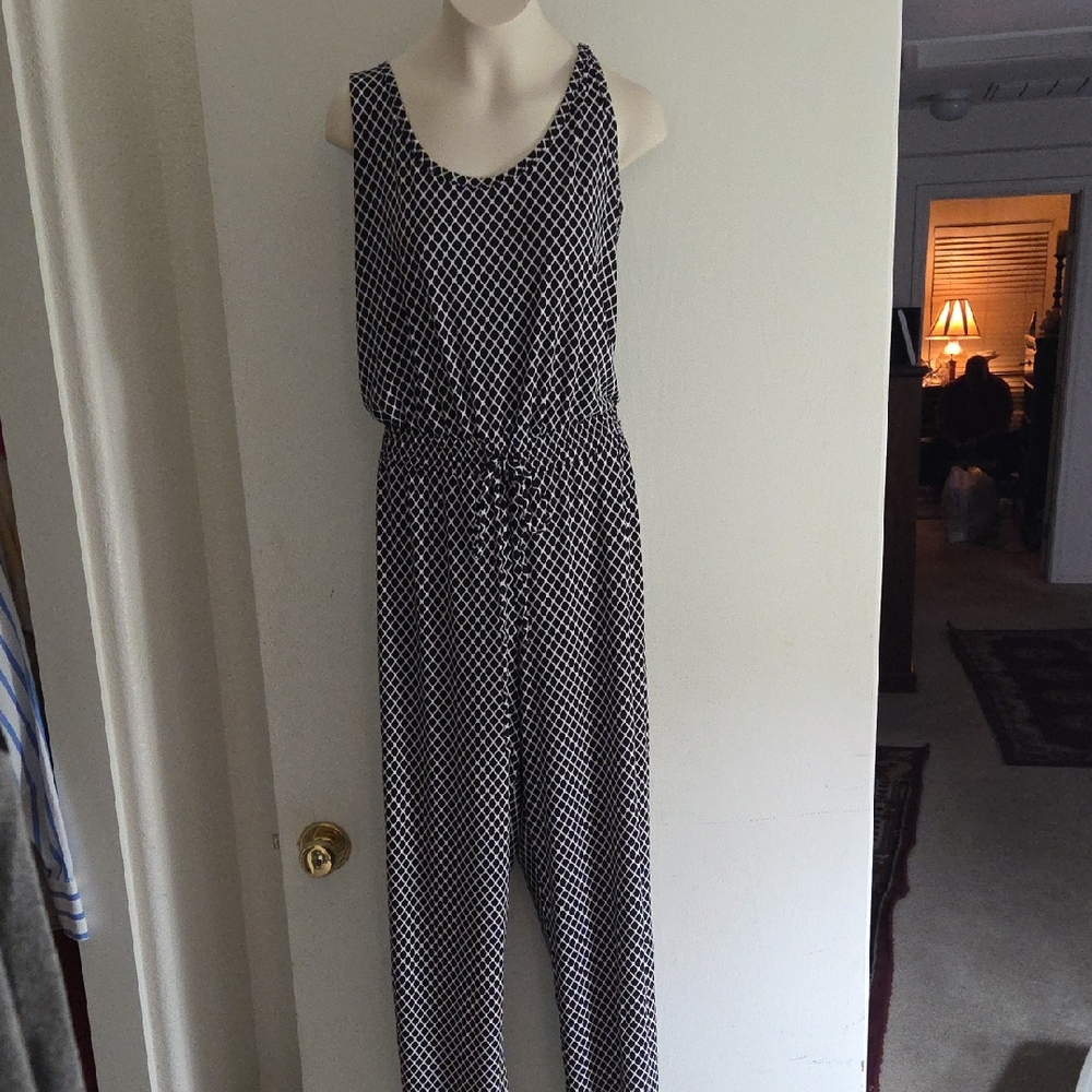 Calvin Klein Navy & White Geometric Sleeveless Jumpsuit